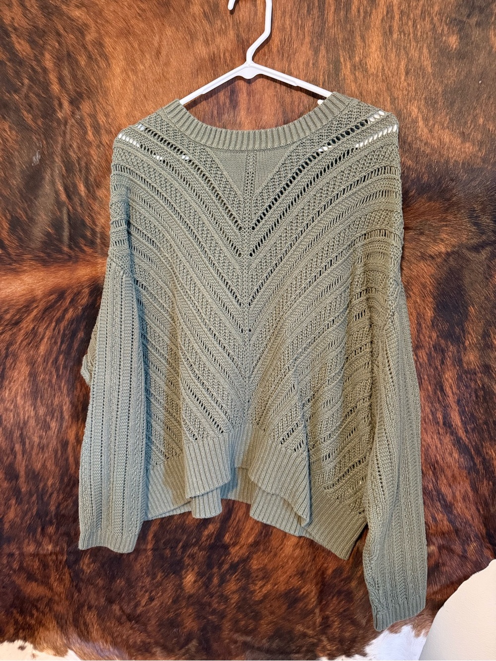 Green Old Navy Sweater